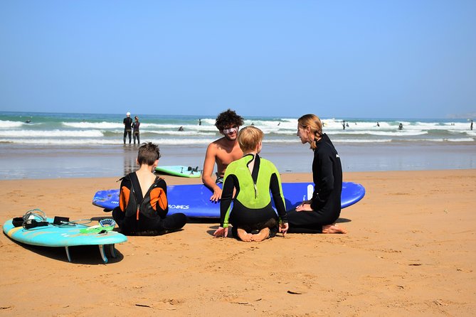 Learn to surf in Tamraght, with local surf instructor - The second session turns instruction into progress
