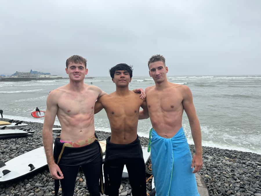 Lima: Surf Class with Equipment and Instructor - Why a Lima surf class makes sense