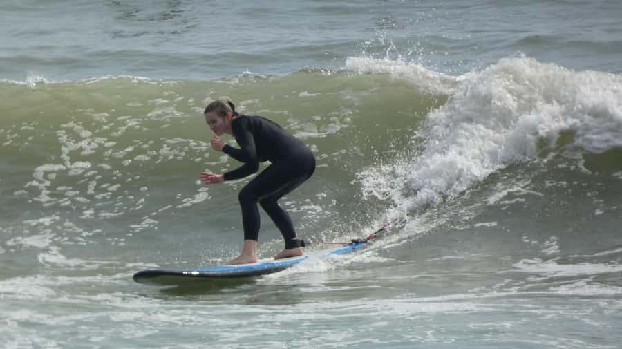 Lima: Surf Class with Equipment and Instructor - One hour in the water at Miraflores