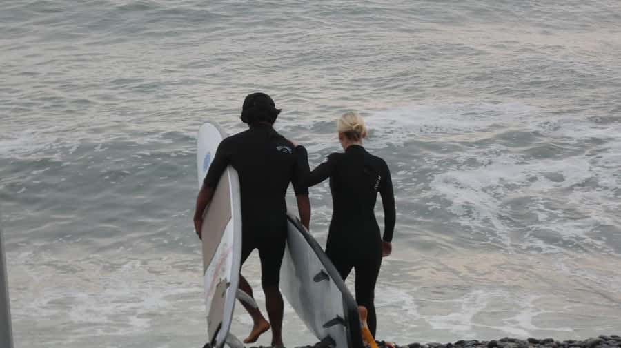 Lima: Surf Class with Equipment and Instructor - Who should book this class