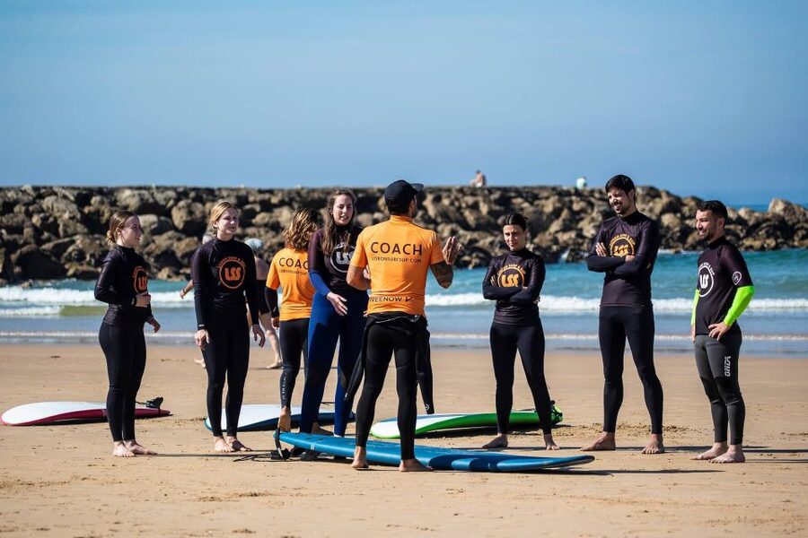Lisbon: Capafórnia Surf Experience - Personal coaching can make the difference