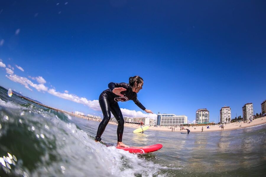 Lisbon: Capafórnia Surf Experience - Should you book the Capafórnia Surf Experience?