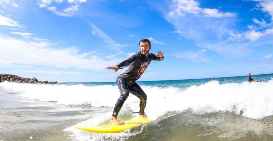 Lisbon: Capafórnia Surf Experience - What happens during the 90-minute lesson