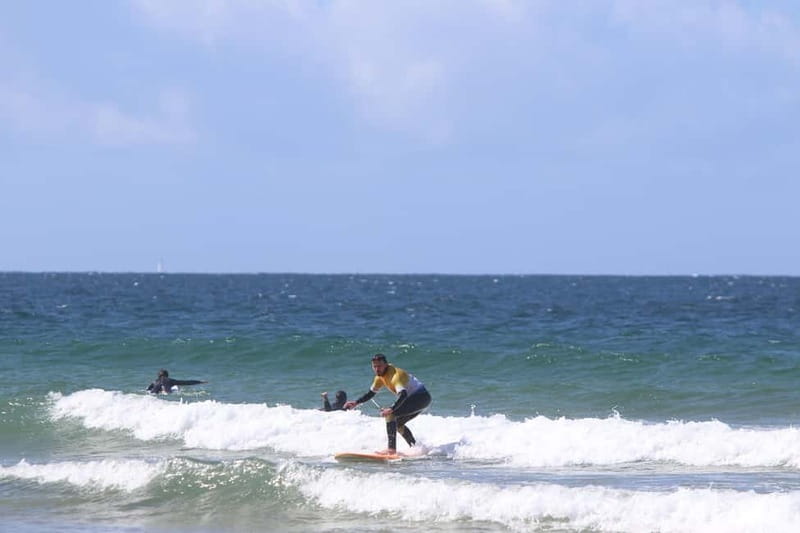 Lisbon-Cascais: Surf Local Experience - Why Carcavelos is a smart place to learn surfing