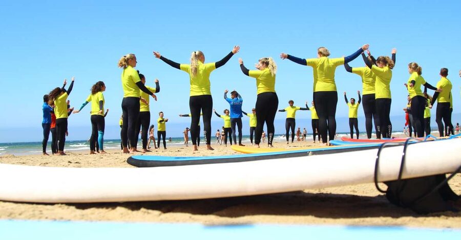 Lisbon: Guided Surfing Tour & Lessons - Why this is an easy first surf day from Lisbon