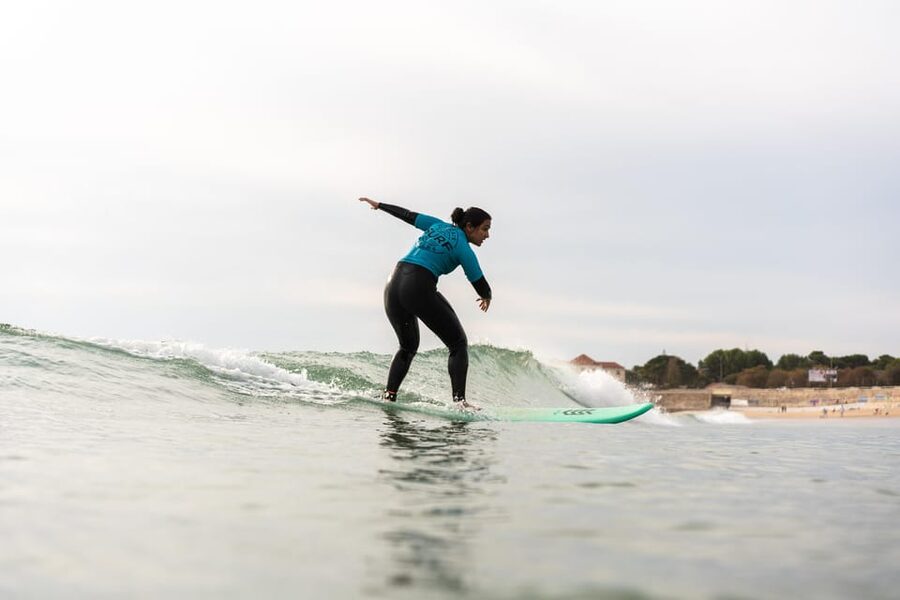Lisbon Surf Class - Getting started at Hurley Carcavelos