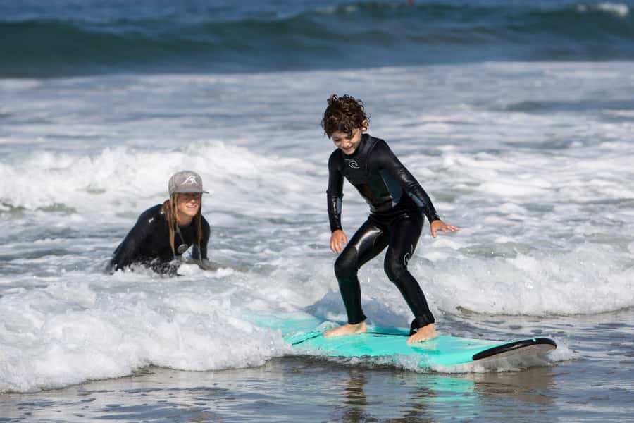 Los Angeles: Private Surfing Lesson with Equipment Rental - Key points at a glance
