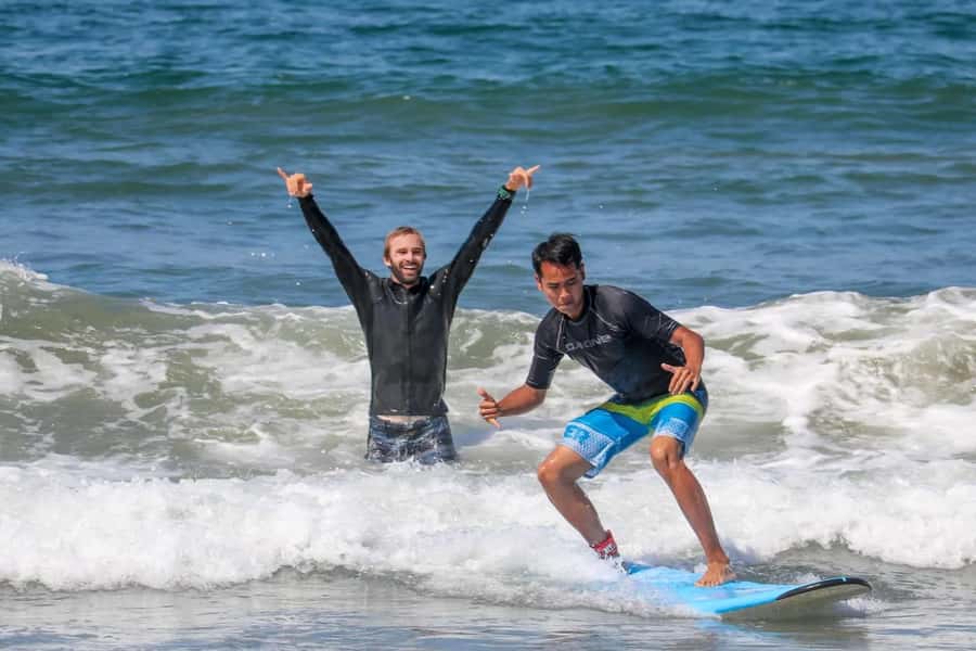 Los Angeles: Private Surfing Lesson with Equipment Rental - A good fit for children, adults, and mixed families