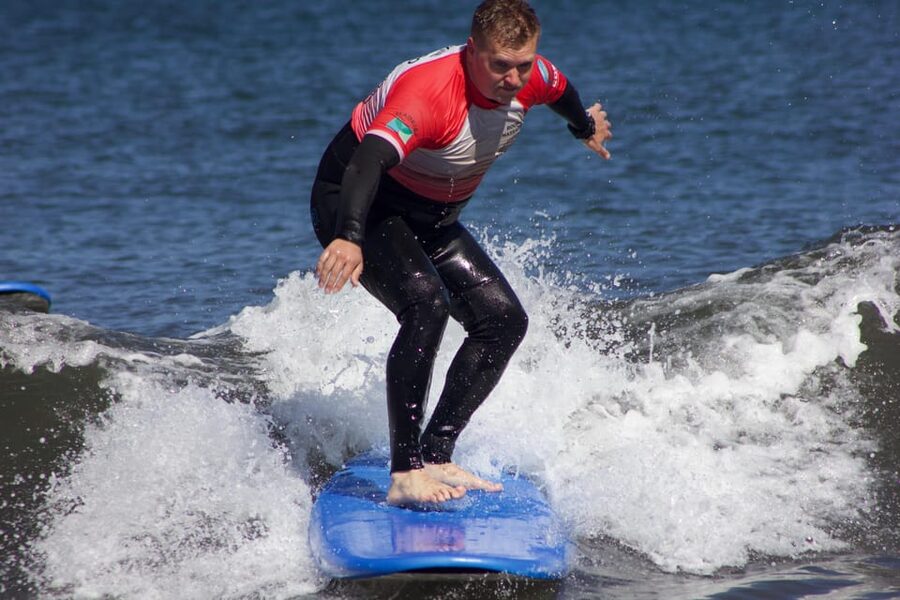Madeira: Surf Lessons - Coaching that keeps the group moving
