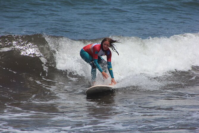 Madeira Surfing Lessons - Aroundfreedom Surf School - Equipment, changing facilities, and what to pack