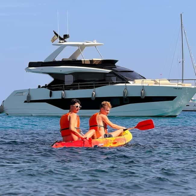 Mallorca: Kayak and Paddle Surf excursion through crystal clear water caves - Setting out from Playa Barca