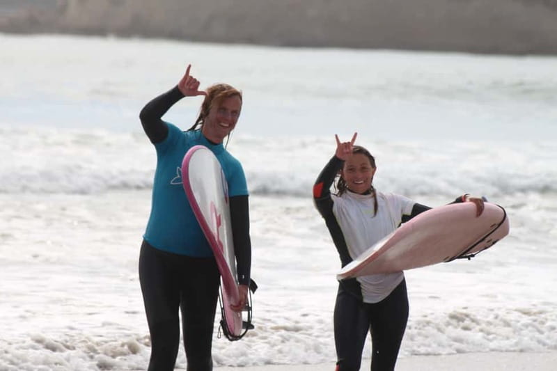 Matosinhos: Surfing Lesson with Equipment - The instructors are the heart of the experience