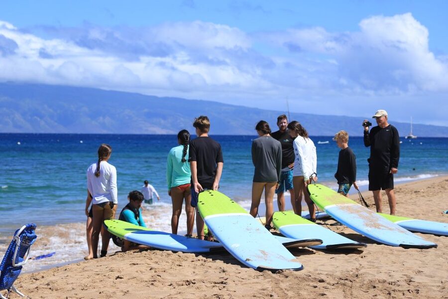 Maui: Group Surf Lesson - The first minutes: safety before surfing
