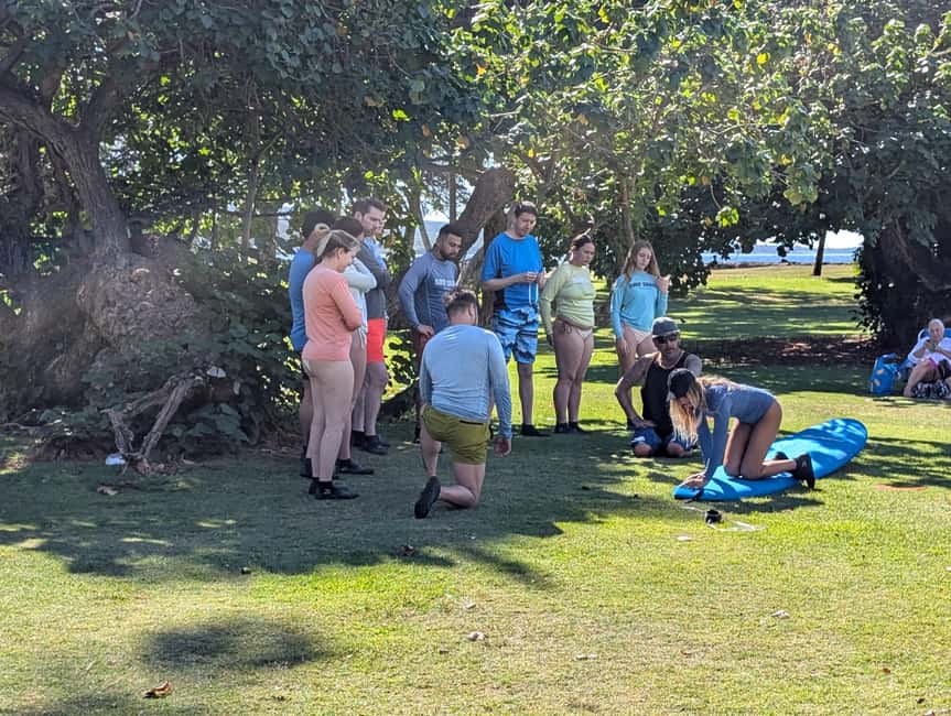 Maui: Surfing Lesson for everyone ; pure fun! - Why the small group size is worth paying for