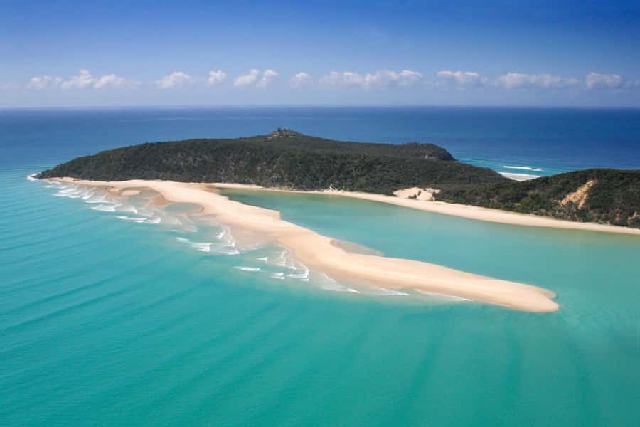 Noosa: Epic Learn to Surf Safari 4x4 - Double Island Point - The Noosa pickup and the start of the day