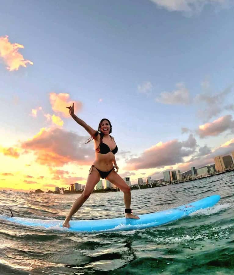 Oahu: 1-on-1 Surfing Lesson in Waikiki - The Shore Demonstration: Safety Before Speed