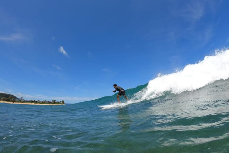 Oahu: Beginner Group Surf Lesson on North Shore - The solo booking rule deserves attention