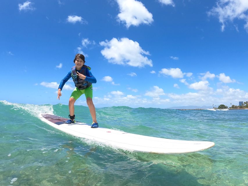 Oahu: Kids Surfing Lesson in Waikiki Beach (up to 12) - Getting equipped for Waikiki