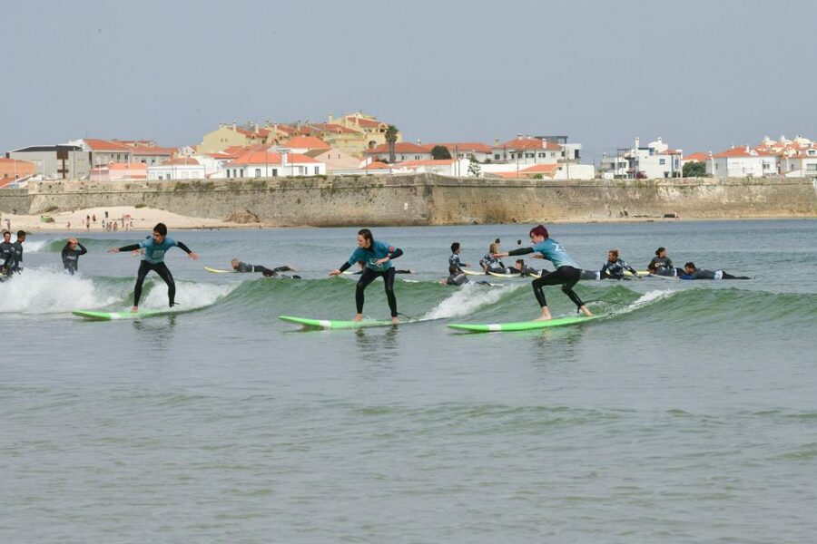 Peniche:Surf lessons Beginners ,Intermediate, advance level - What the Go4surf lesson is really like