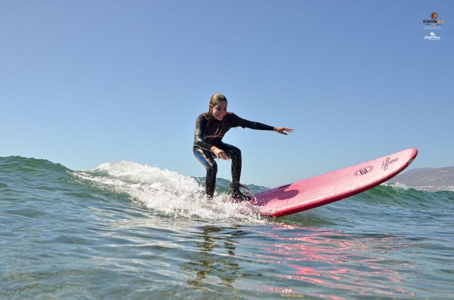 Playa de las Américas: Private or Small-Group Surf Lesson - Equipment, Showers, and Comfort