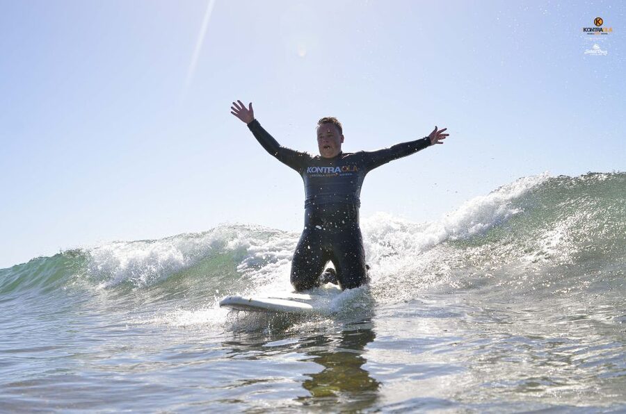 Playa de las Américas: Private or Small-Group Surf Lesson - Is Playa de las Américas a Good Place to Learn?