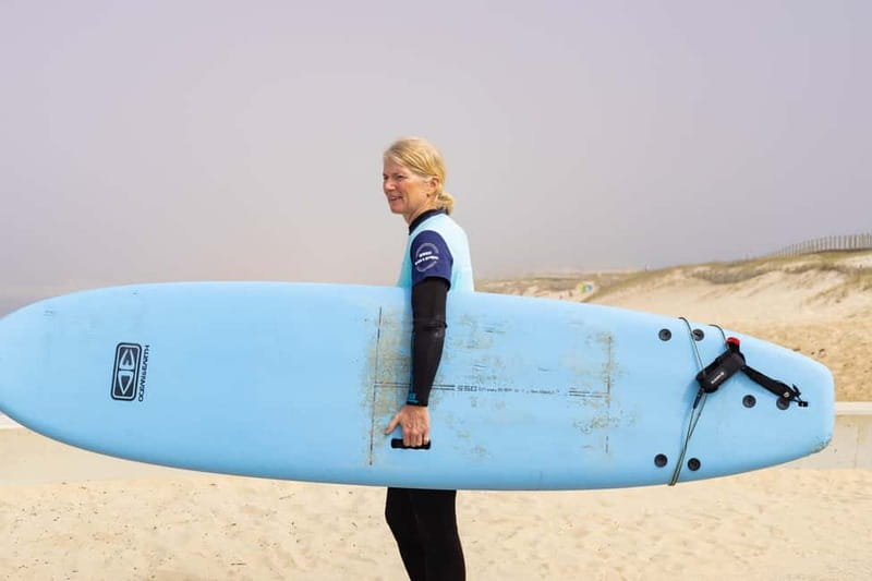 Porto: Surf Lesson with Transportation at Ocean Origin - Sérgio’s teaching style