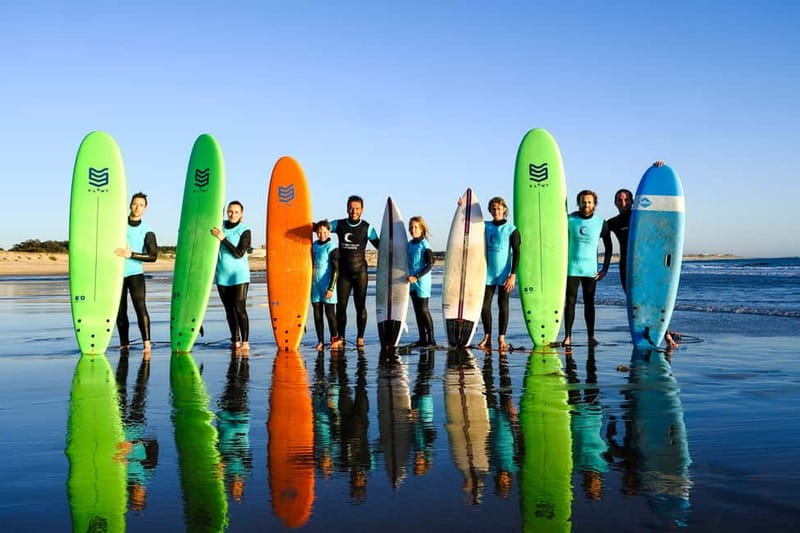 Porto: Surf Lesson with Transportation at Ocean Origin - What happens during the 2-hour-30-minute class