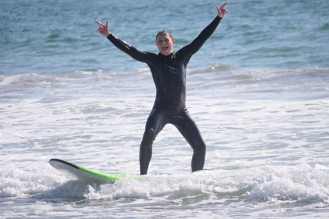 Private Surf Lesson in Venice Beach - Why the included board and wetsuit improve the value