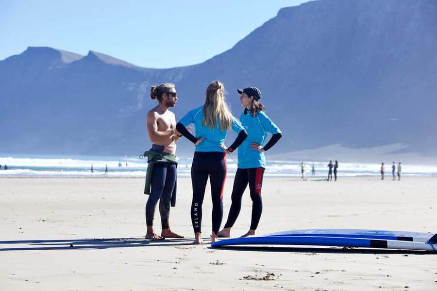 Private Surfing in Lanzarote: Enjoy the waves just for you - ALL LEVELS - The opening assessment sets the right pace