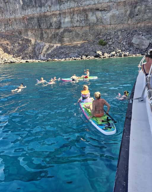 Puerto Rico, Gran Canaria: boat trip, drinks, food, paddle surfing, snorkeling - A family-friendly boat, with a few limits