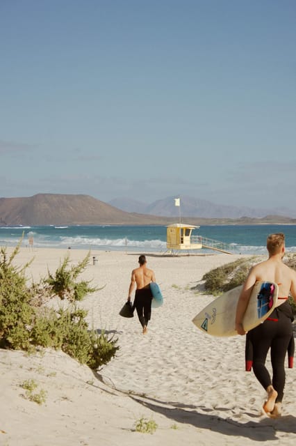 Pura Vida SURF Fuerteventura: Surf Lessons - Warm water does not mean no preparation