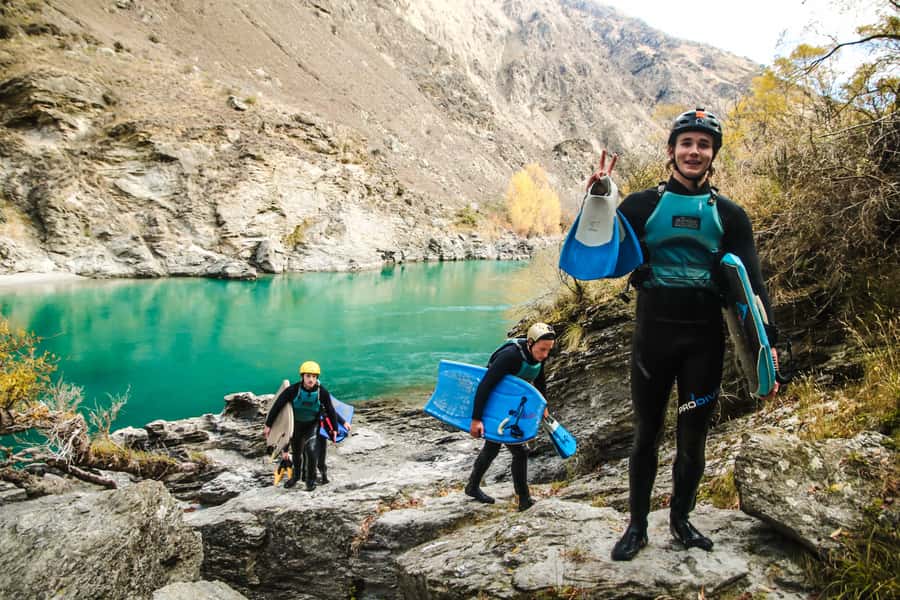 Queenstown: White Water Surfing Along the Kawarau River - The first river section: learning to work with the current