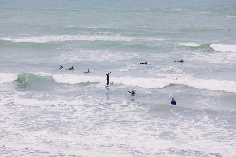 Raglan: 2 Day Surf Lesson & Rental Package - A small group with a local connection