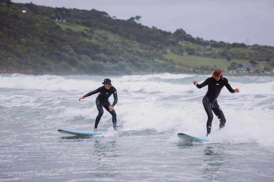 Raglan: 3 Day Surf Lesson Package - Small groups make the teaching more useful