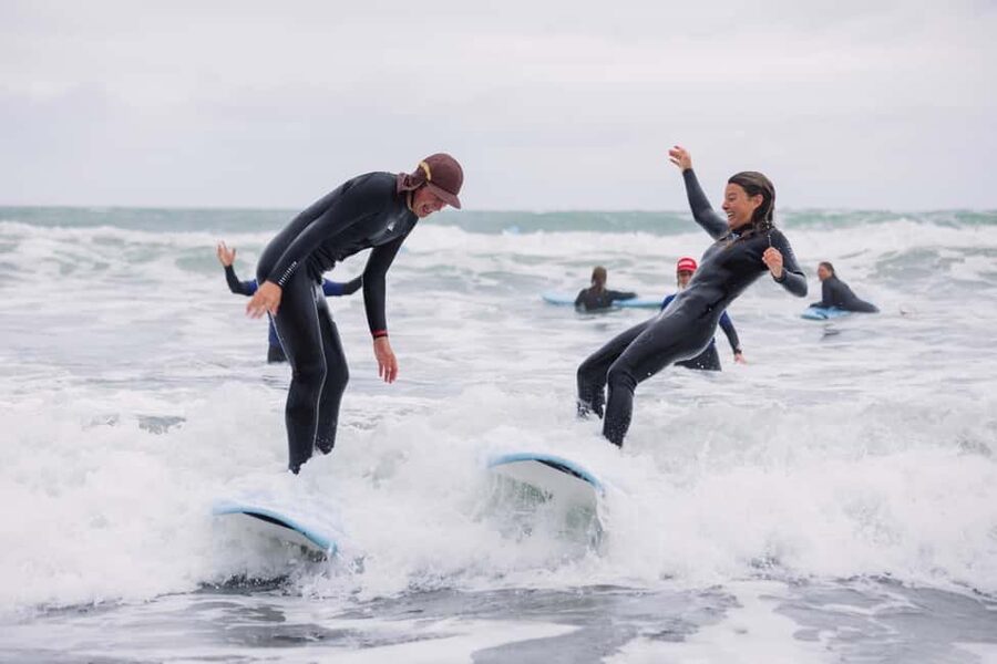 Raglan: Private Surf lesson 2:1 - Key points to know before booking