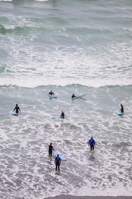 Raglan: Private Surf lesson 2:1 - The private lesson compared with group classes