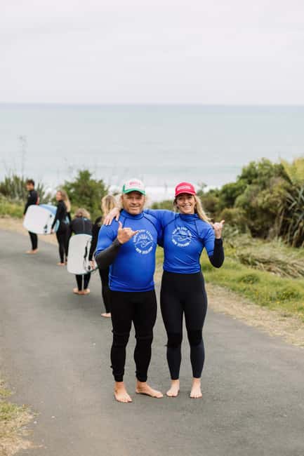 Raglan: Private Surf lesson 2:1 - Meeting at Ngarunui Beach’s red truck