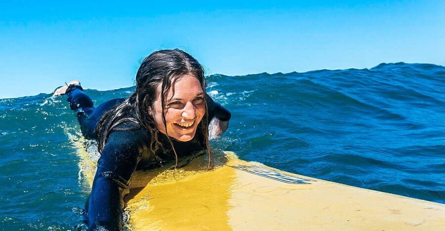 Santa Barbara: Surfing Lessons - Starting on the sand in Santa Barbara