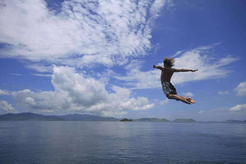 Sayulita: La Lancha Beach, Sunset Surfing Lesson - Showers, snacks, and the trip back