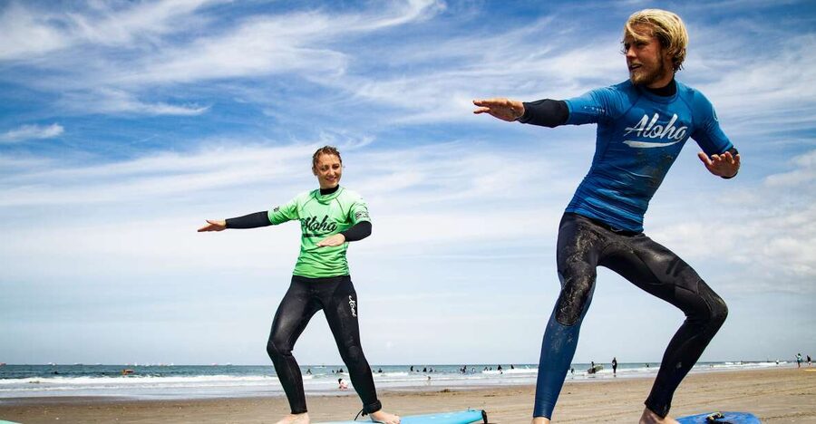 Scheveningen Beach: 1,5-Hour Surf Experience for Adults - What happens before you enter the water