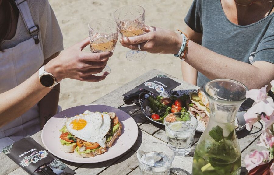 Scheveningen Full-day Surfing lessons with Lunch - Key points at a glance