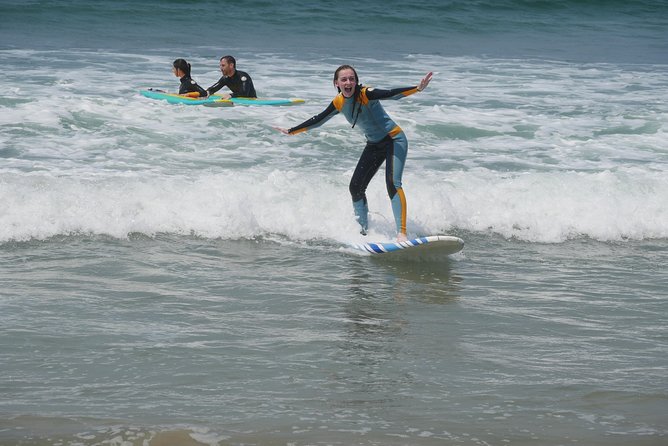 Surf Class for Beginners in Venice - Equipment, cold water, and what to wear