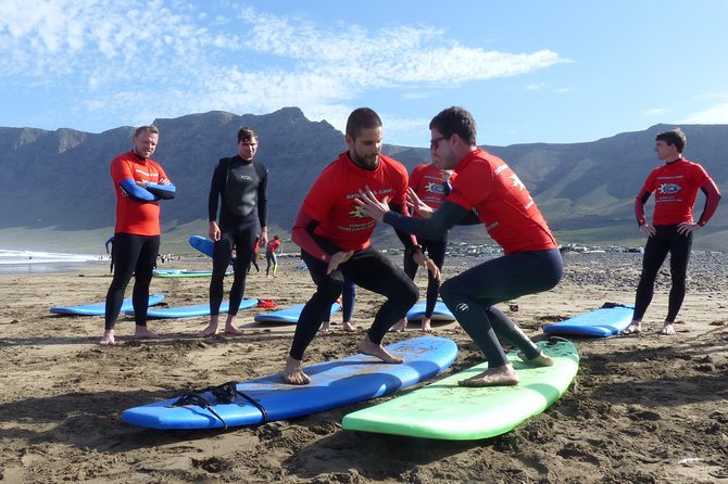 Surf class in Famara 9:15-12:00 or 11:45-14:30 (2h class) - Who will enjoy this class most?