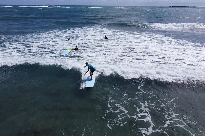 Surf Lesson in Haleiwa - The people who shape the experience