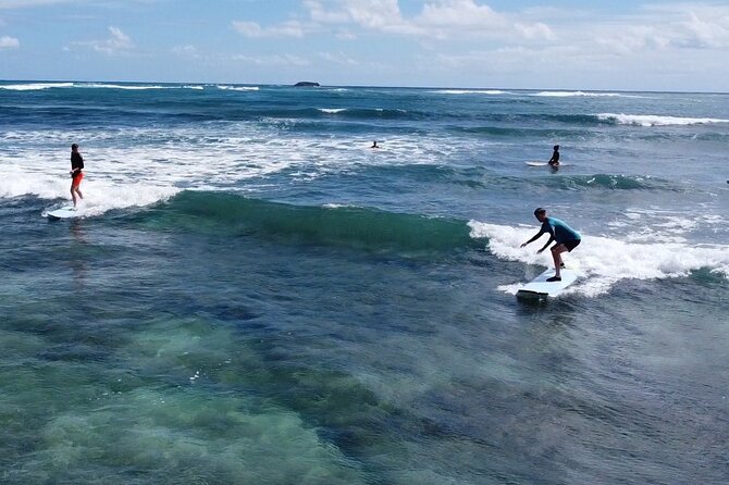 Surf Lesson in Haleiwa - Equipment and useful local help