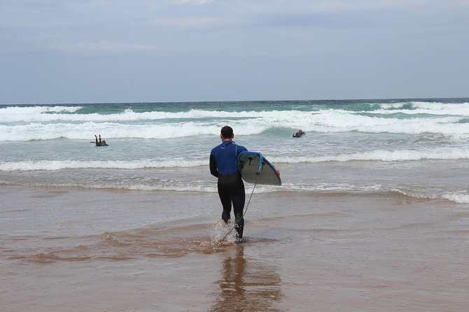 Surf Lessons - Small groups and instructor support
