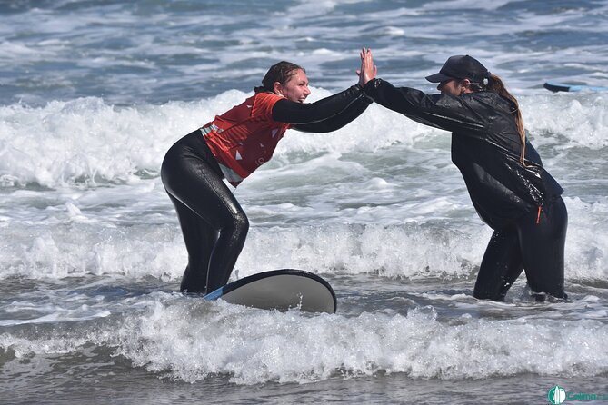 Surf lessons in Famara 9:15-14:30h (4 hours of class) - Arriving at Calima Surf in Famara