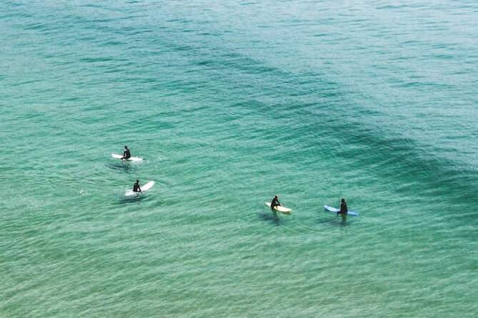 Surf lessons in the Algarve - The main strengths and the small drawbacks