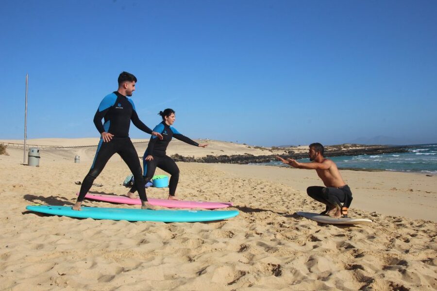 Surf Lessons | Learn to surf in Fuerteventura - Why five students per instructor matters