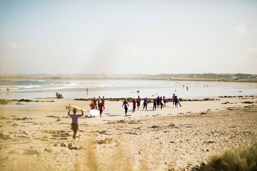 Surf lessons on the mythical site of La Torche - Who should book this surf lesson?